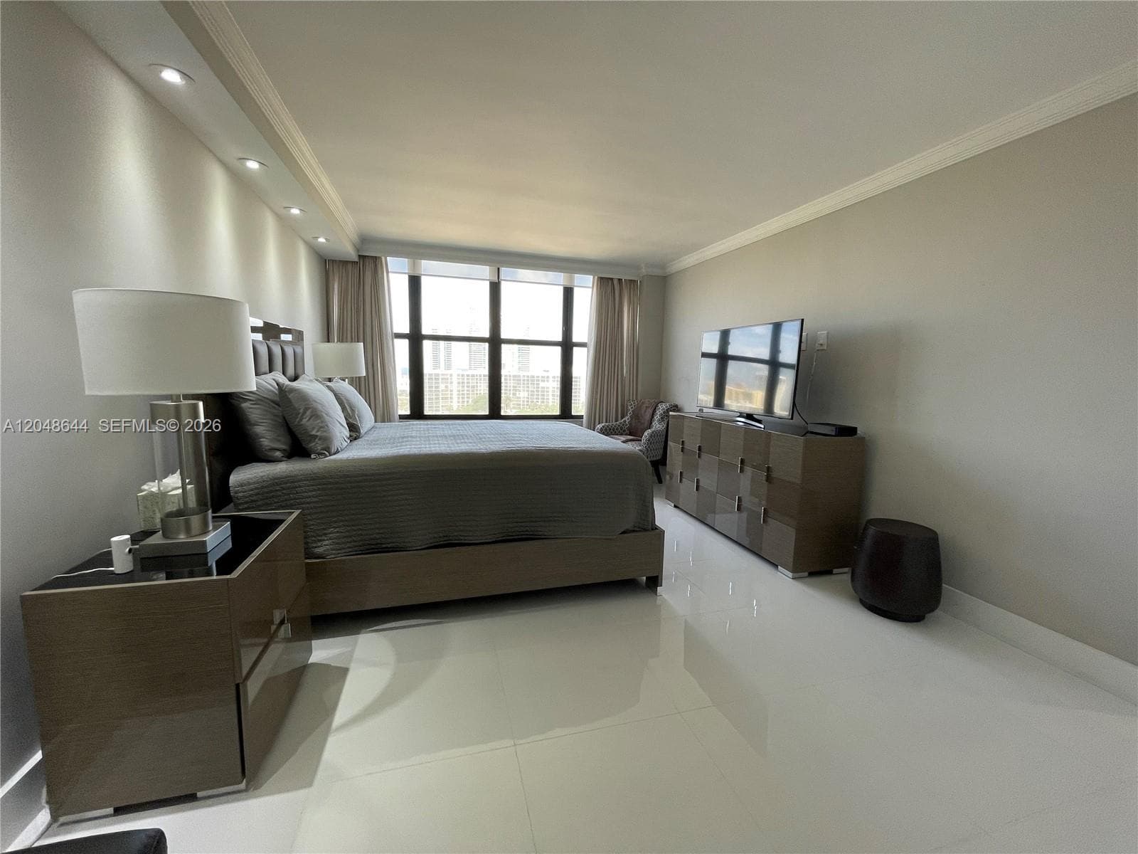 MASTER SUITE