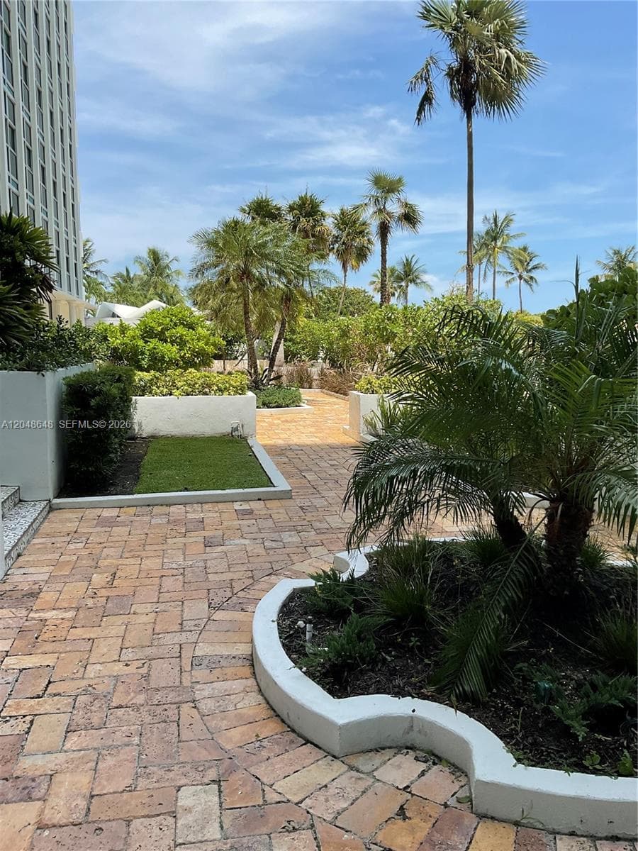 CRYSTAL HOUSE CONDO · #14H in Miami Beach - Photo 46