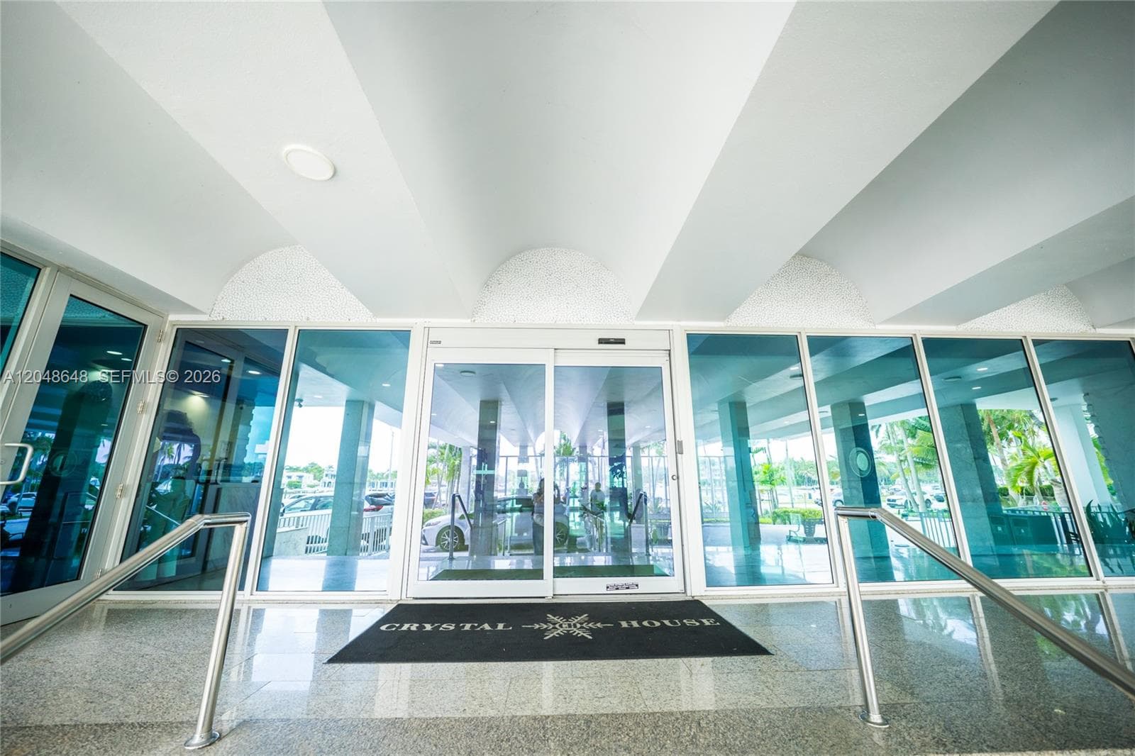 CRYSTAL HOUSE CONDO · #14H in Miami Beach - Photo 1