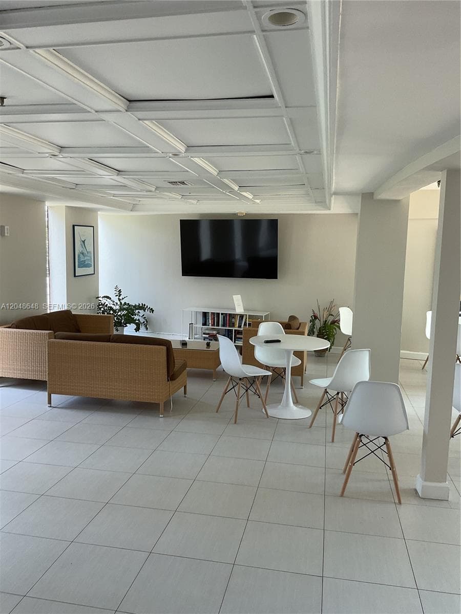 CRYSTAL HOUSE CONDO · #14H in Miami Beach - Photo 38