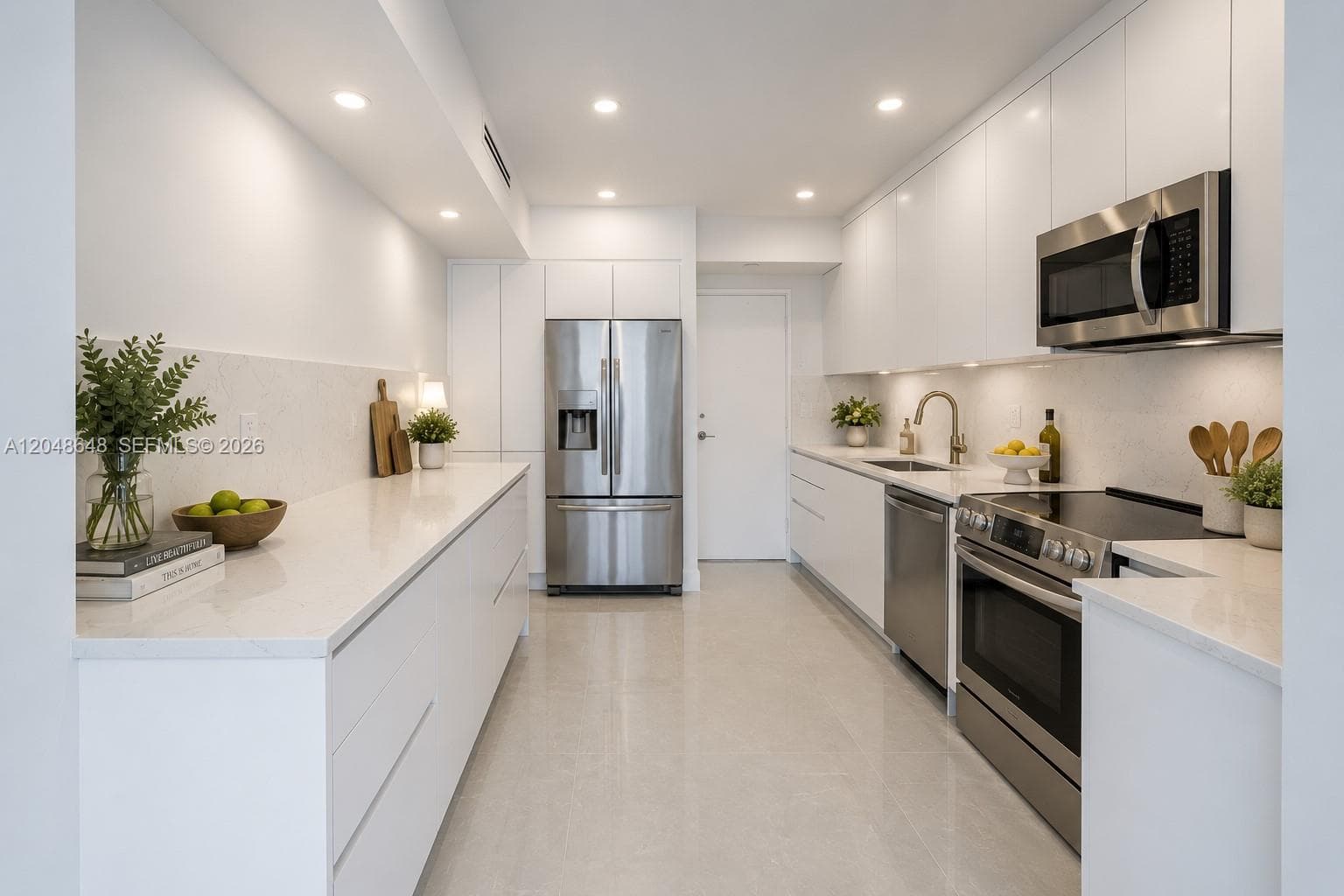 CRYSTAL HOUSE CONDO · #14H in Miami Beach - Photo 15