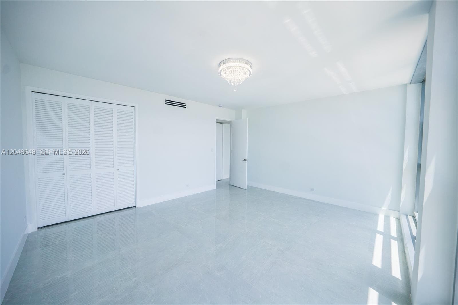 CRYSTAL HOUSE CONDO · #14H in Miami Beach - Photo 25
