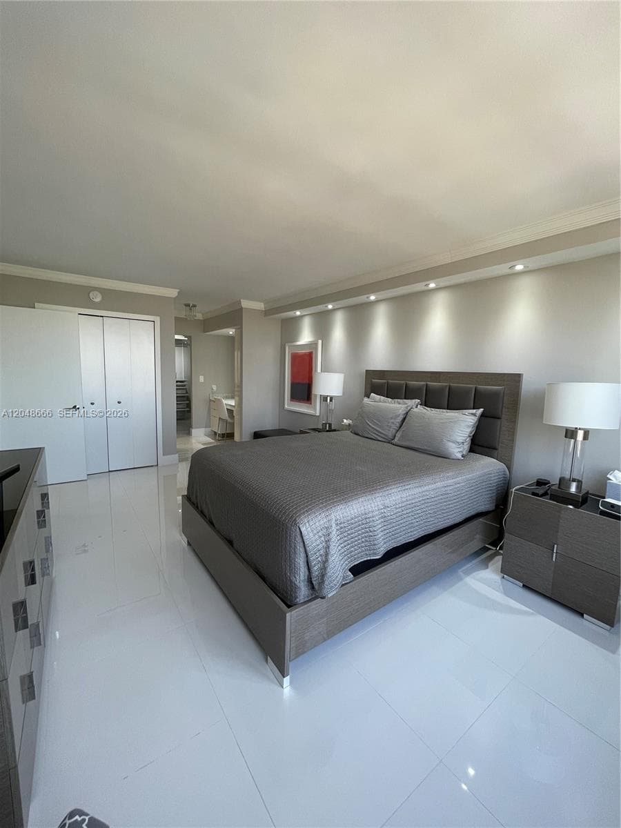 MASTER SUITE
