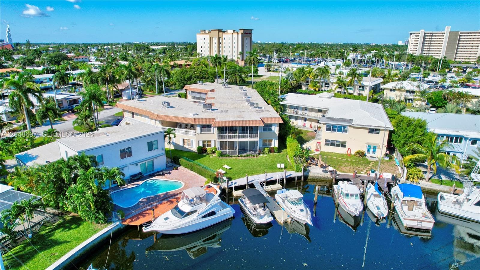 SANTA BARBARA GARDENS CON · #108 in Pompano Beach - Photo 32