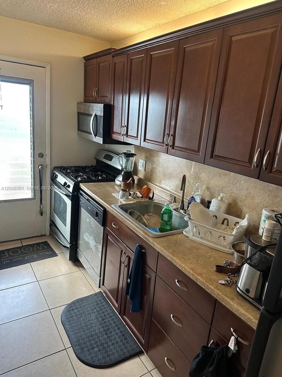 RO-MONT SOUTH CONDO · #27 in Miami Gardens - Photo 6