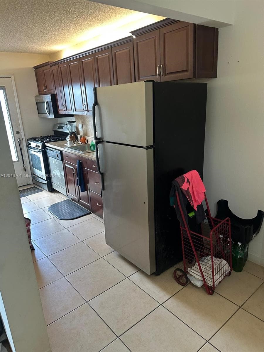 RO-MONT SOUTH CONDO · #27 in Miami Gardens - Photo 5
