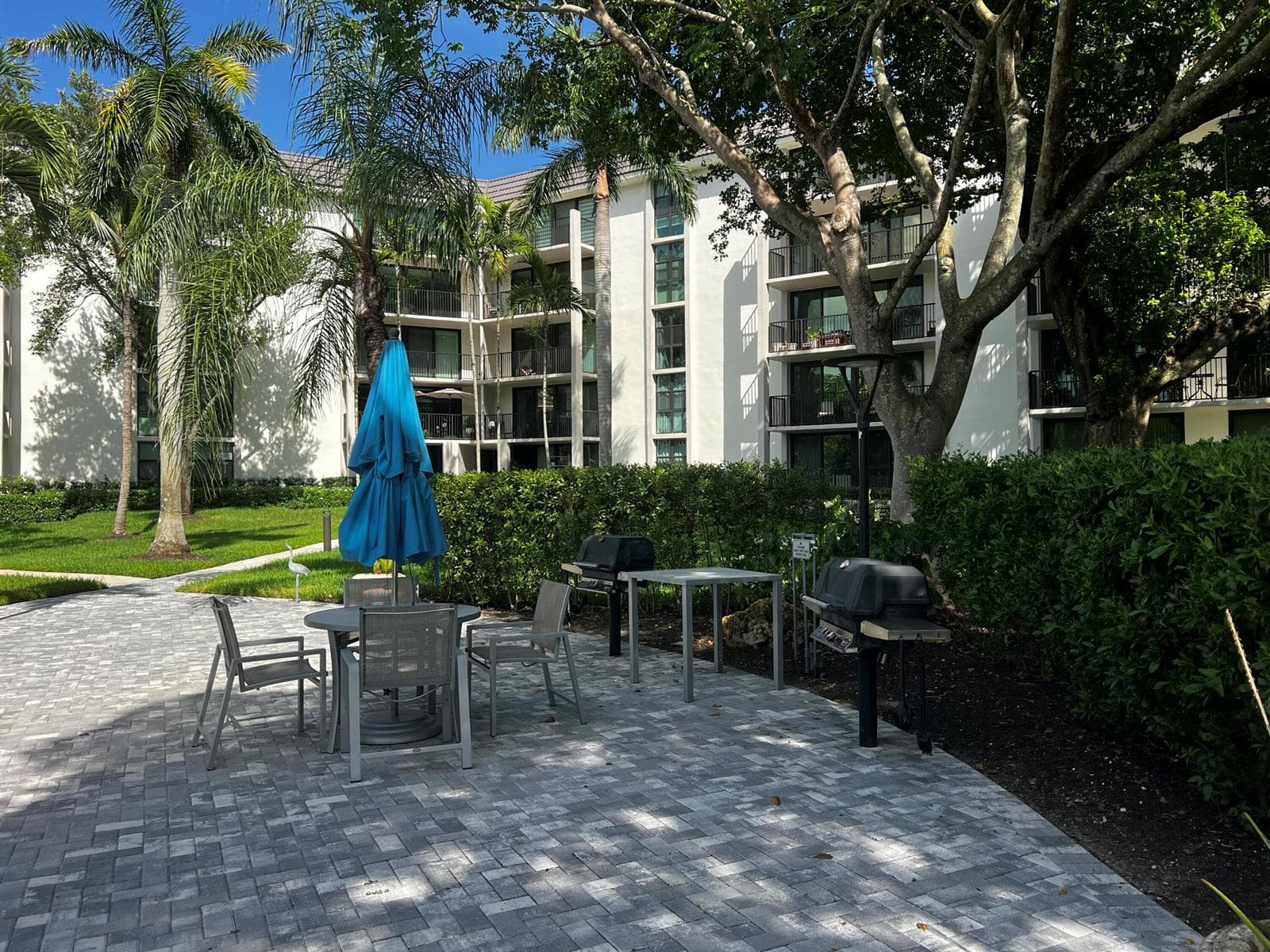 1101 Garden and BBQ Area