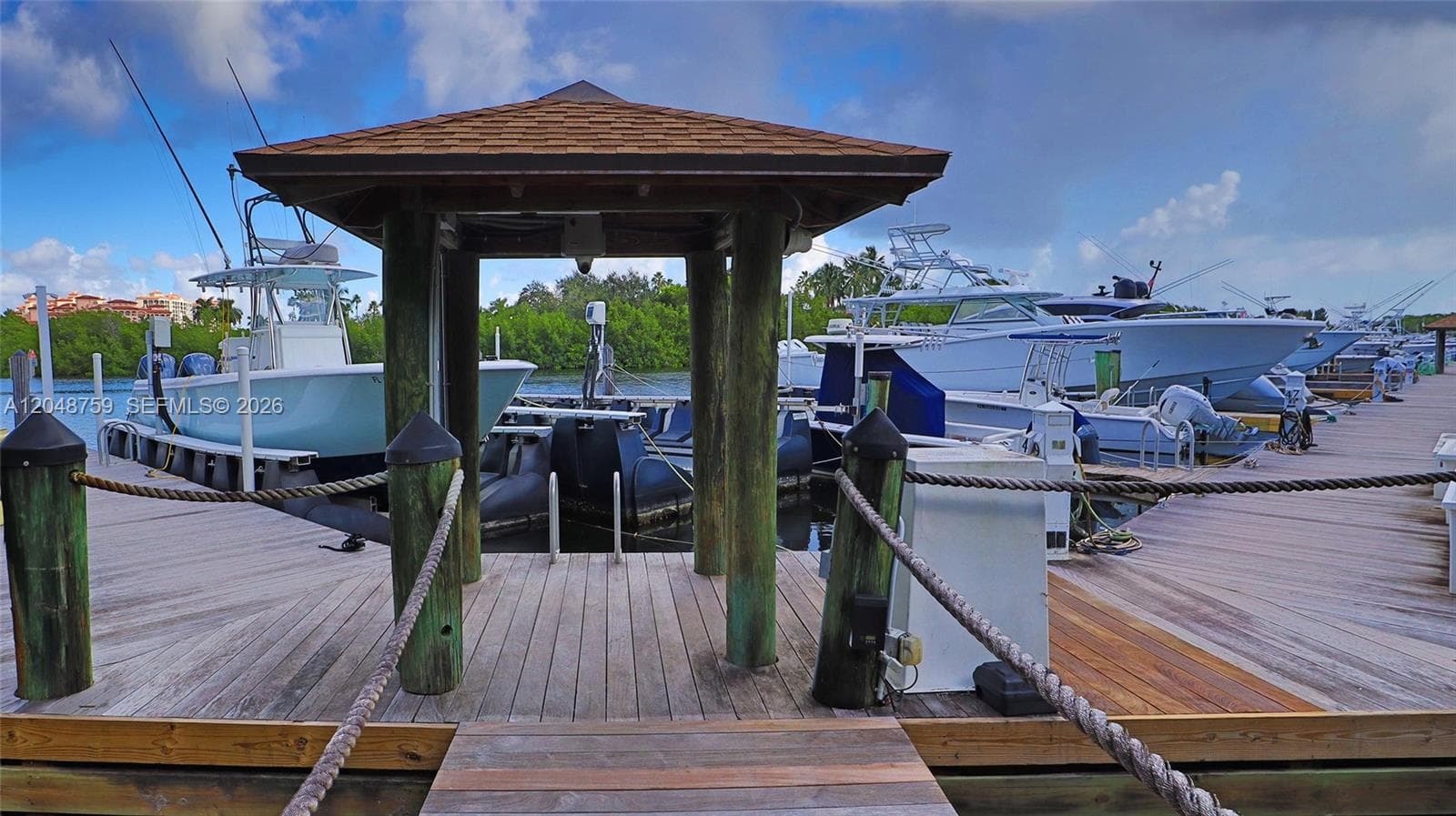 6209 Paradise Point Dr photo 74