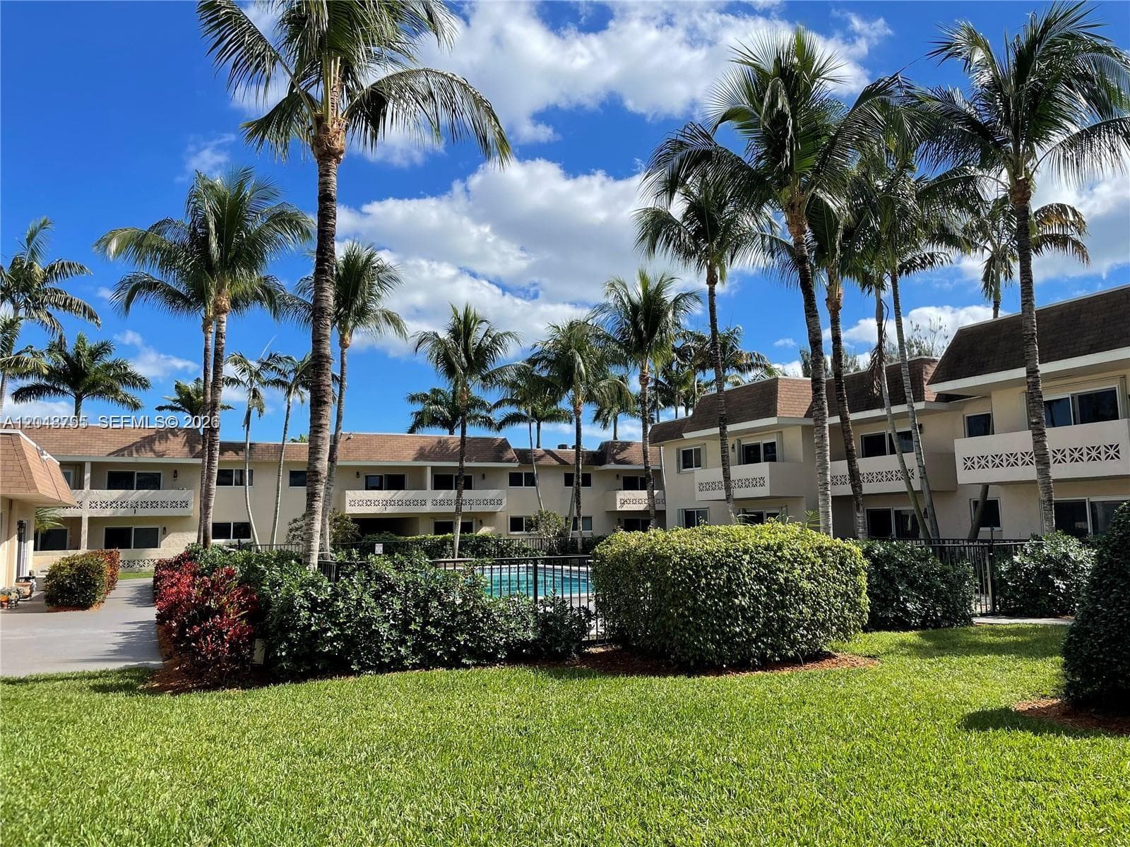 VILLAGIO AT PALMETTO BAY · #151 in Palmetto Bay - Photo 1