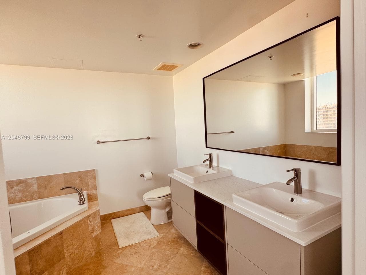 DUO Condominium West · #2302W in Hallandale Beach - Photo 13