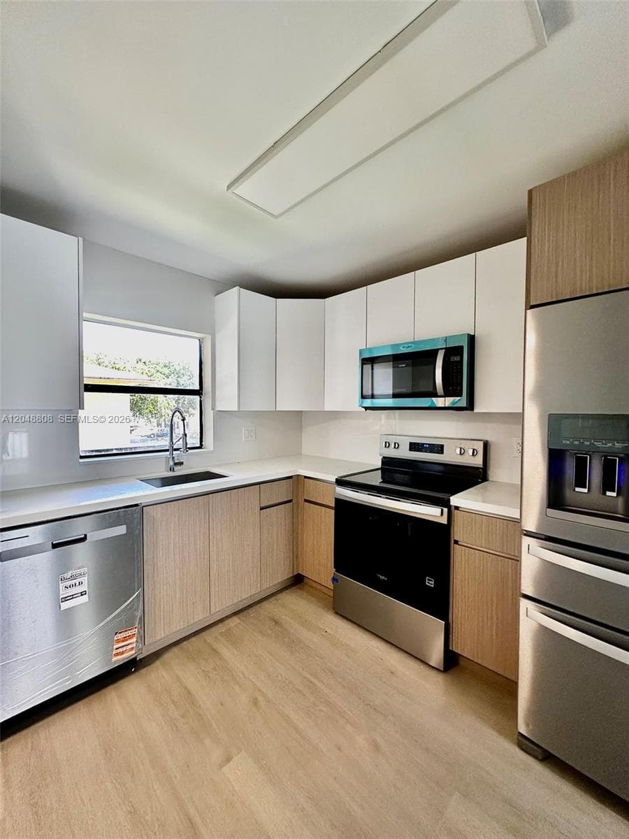 LAGO GRANDE TWO CONDO · #202-28 in Hialeah - Photo 2