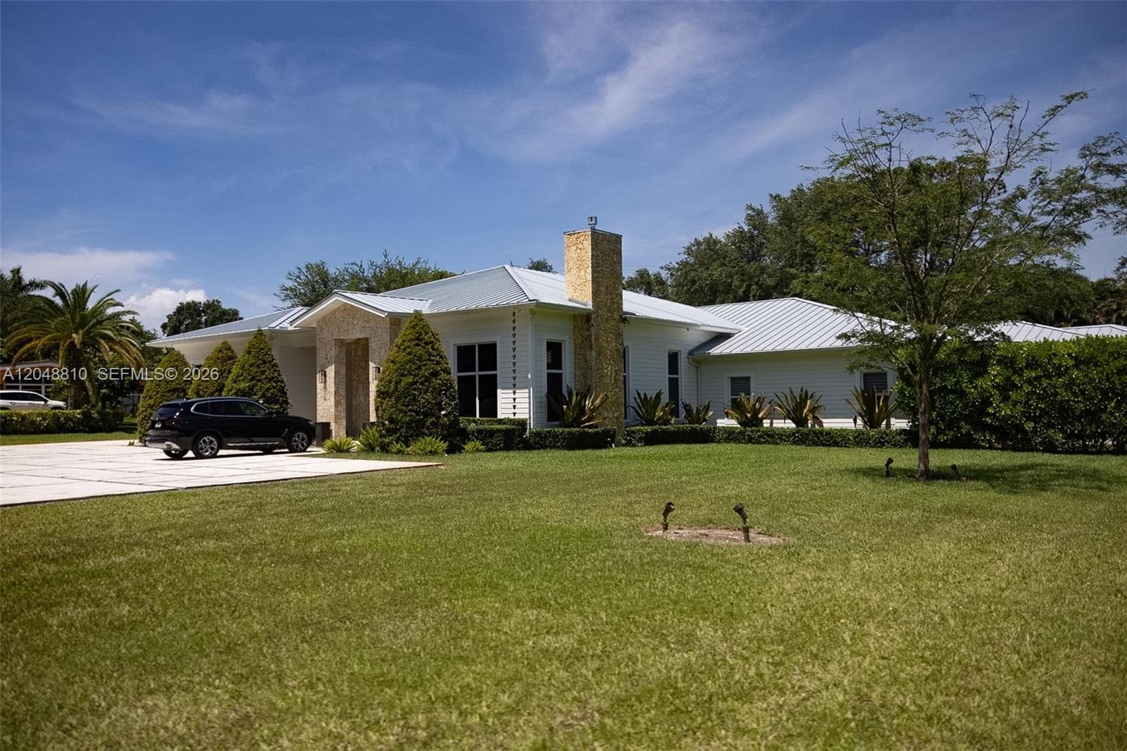 9805 sw 90th ave photo 2
