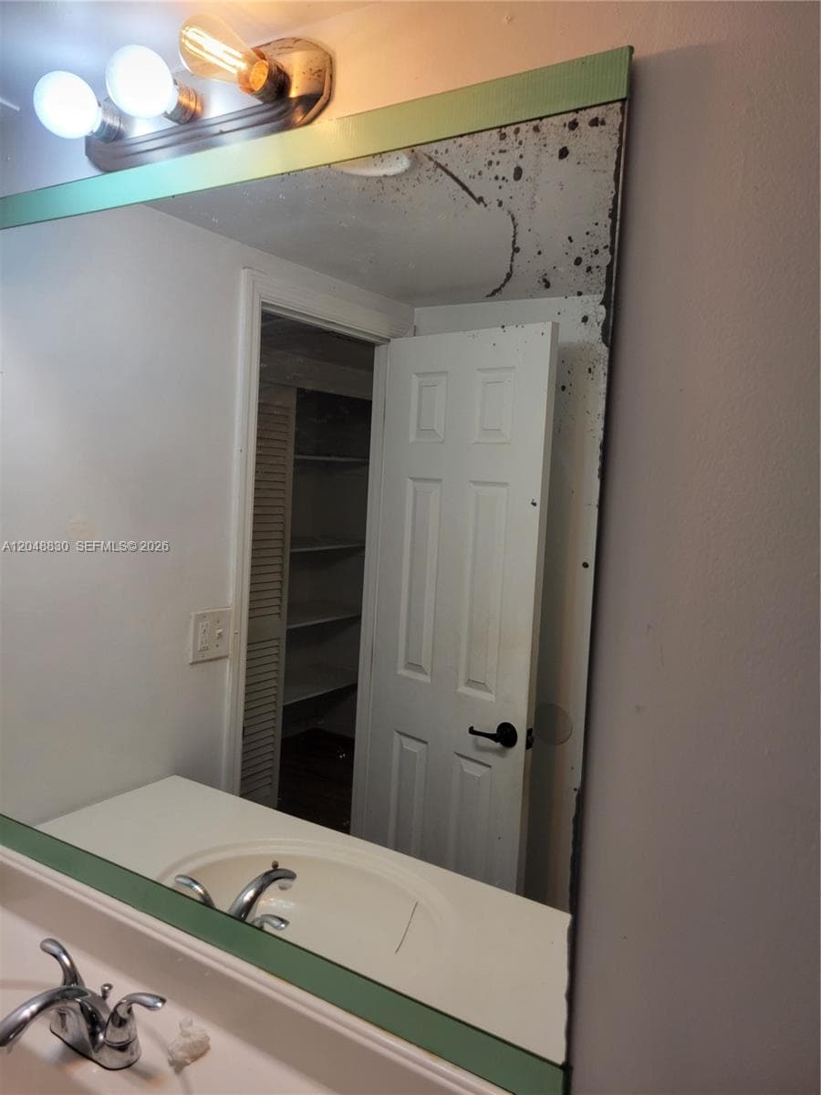 Oceanview Building A · #220 in Sunny Isles Beach - Photo 12