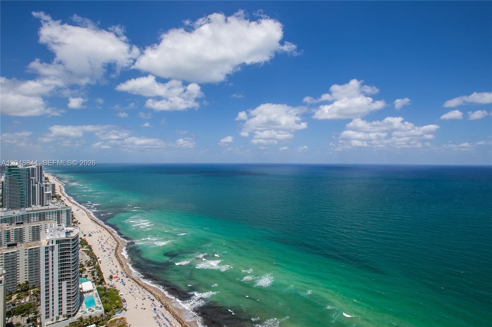 BEACH CLUB TWO CONDO · #4812 in Hallandale Beach - Photo 1