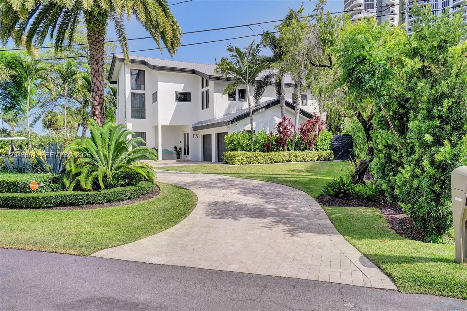 113 Holiday Dr photo 67
