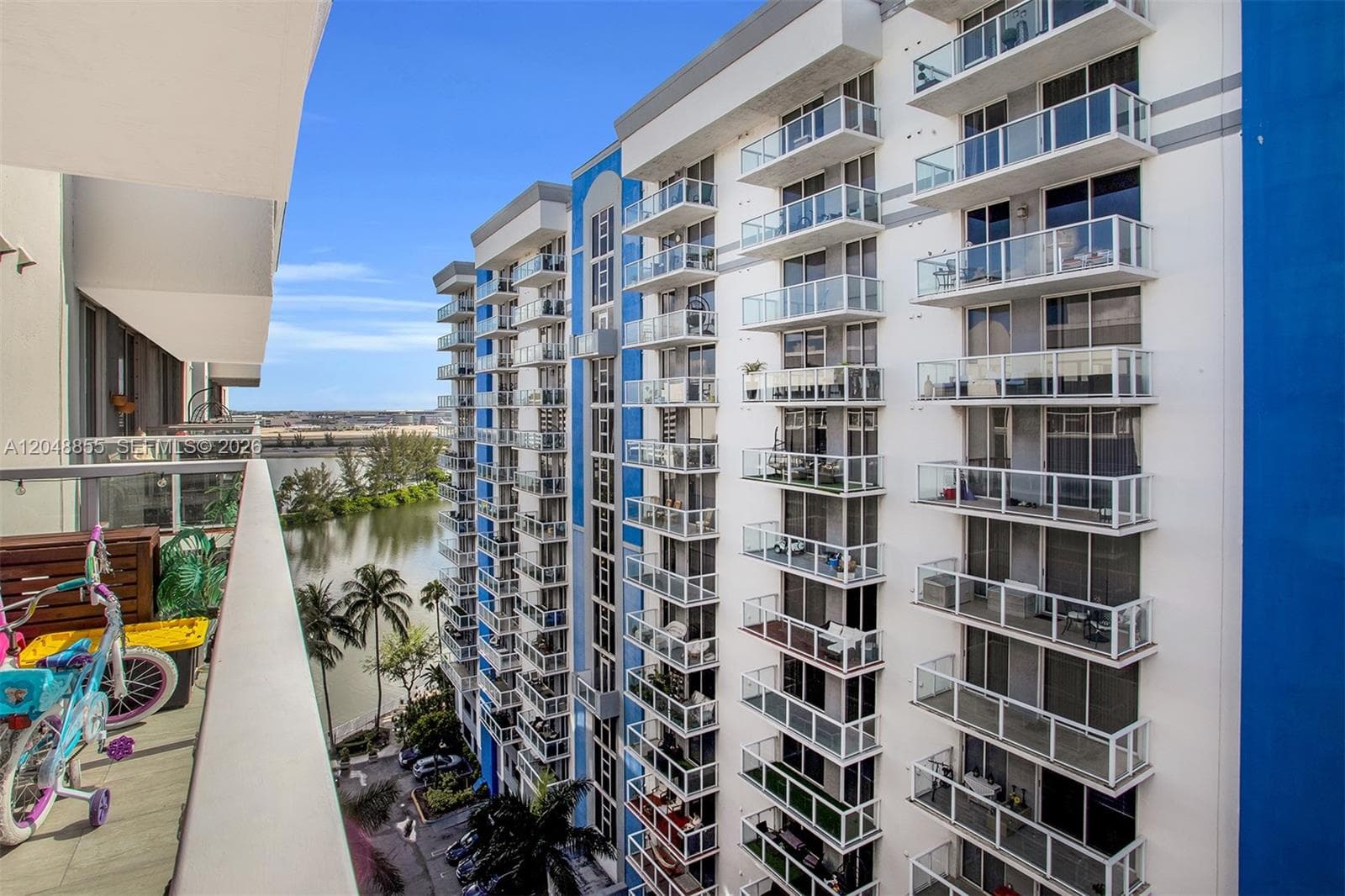 BLUE LAGOON CONDO · #TS-11 in Miami - Photo 9