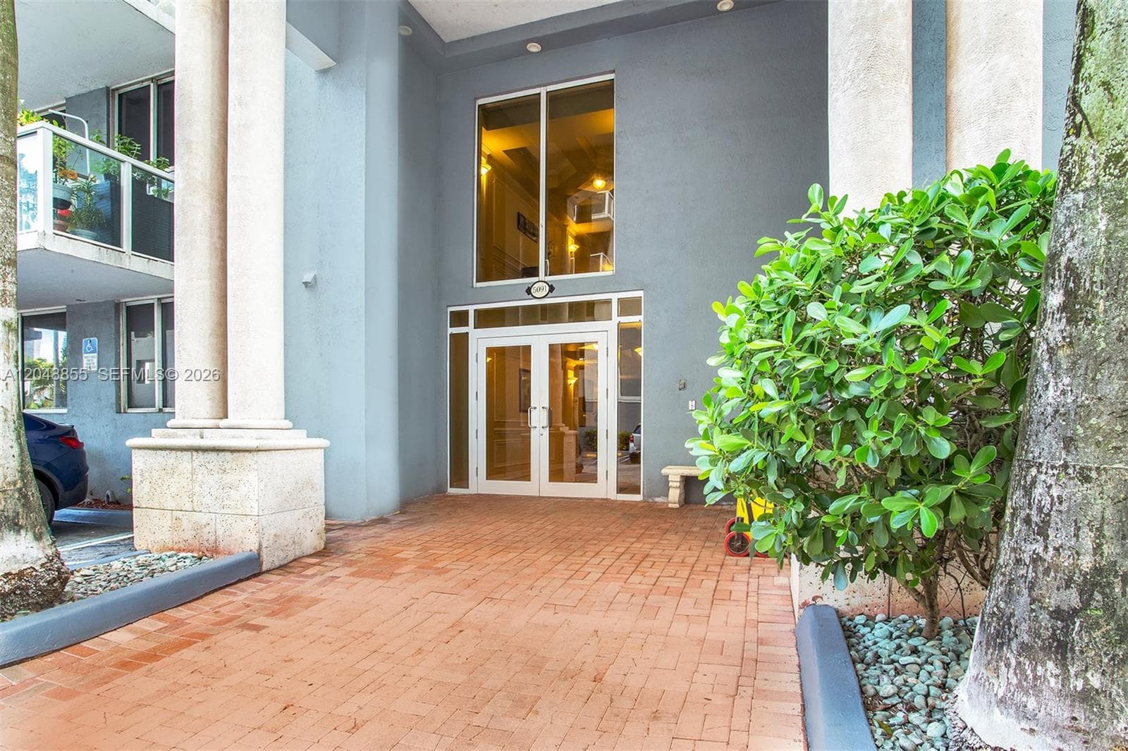 BLUE LAGOON CONDO · #TS-11 in Miami - Photo 11