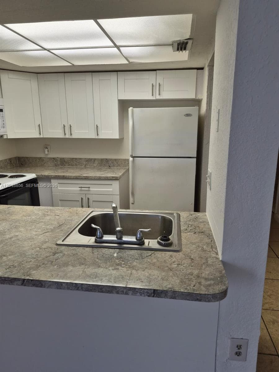 PARKWAY GROVE CONDO PART · #412 in Miami - Photo 5