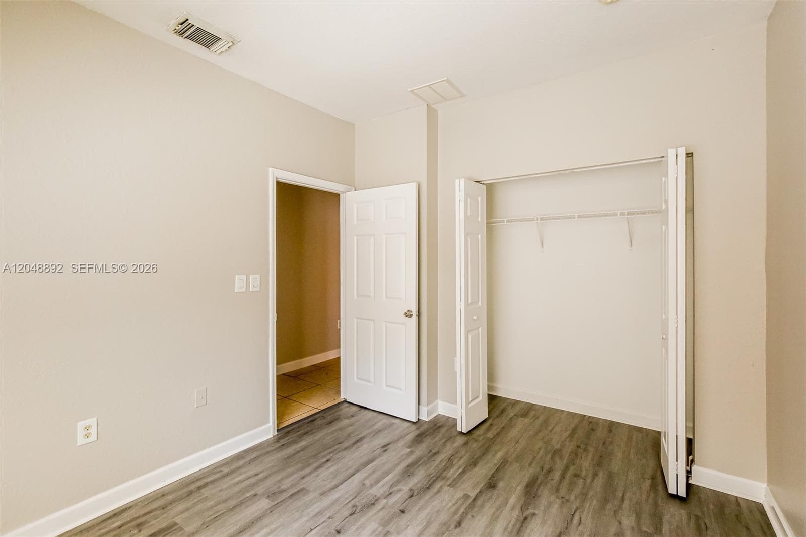 216 SE 32nd Ter photo 14