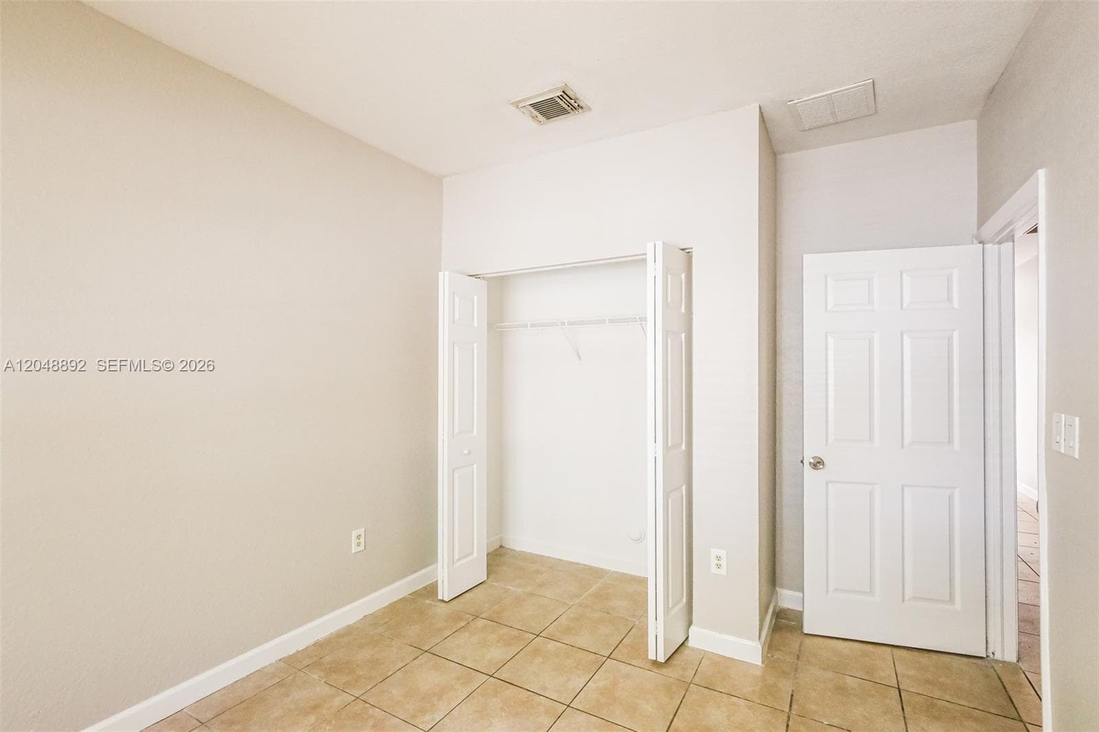 216 SE 32nd Ter photo 15