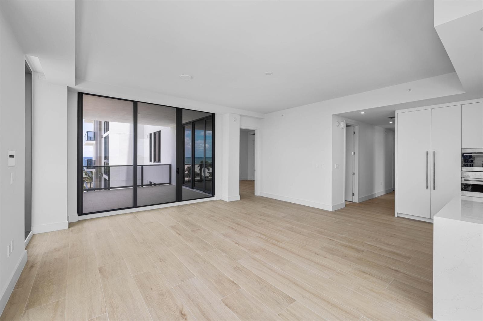 Bright Open Floor plan
