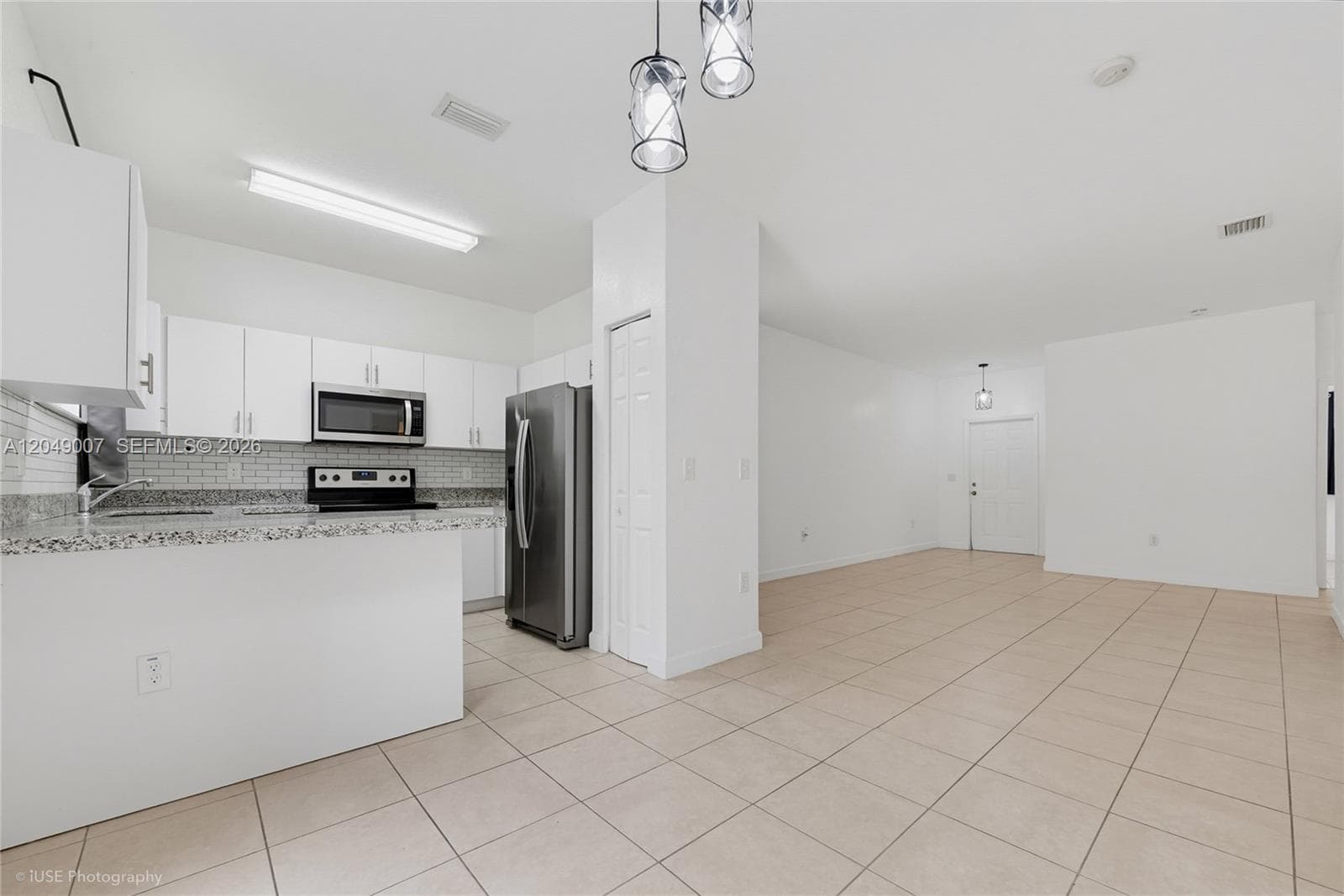 2630 NE 3rd Dr #204 photo 4
