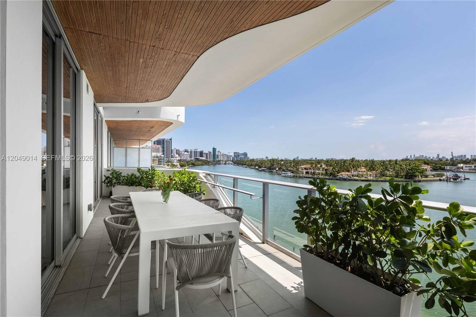 MONACO YACHT CL & RESID CO · #4D in Miami Beach - Photo 36