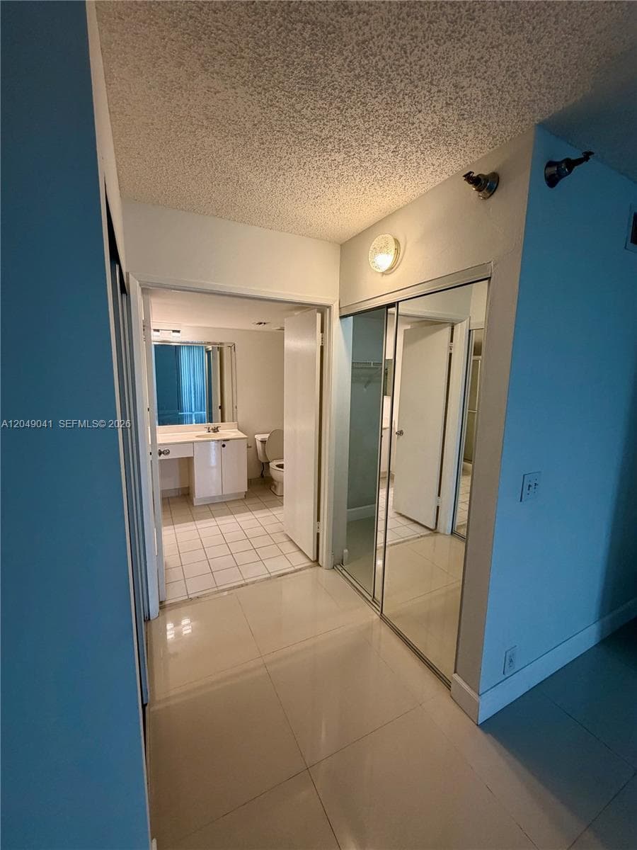 PARC CENTRAL AVENTURA SOU · #404 in Aventura - Photo 8