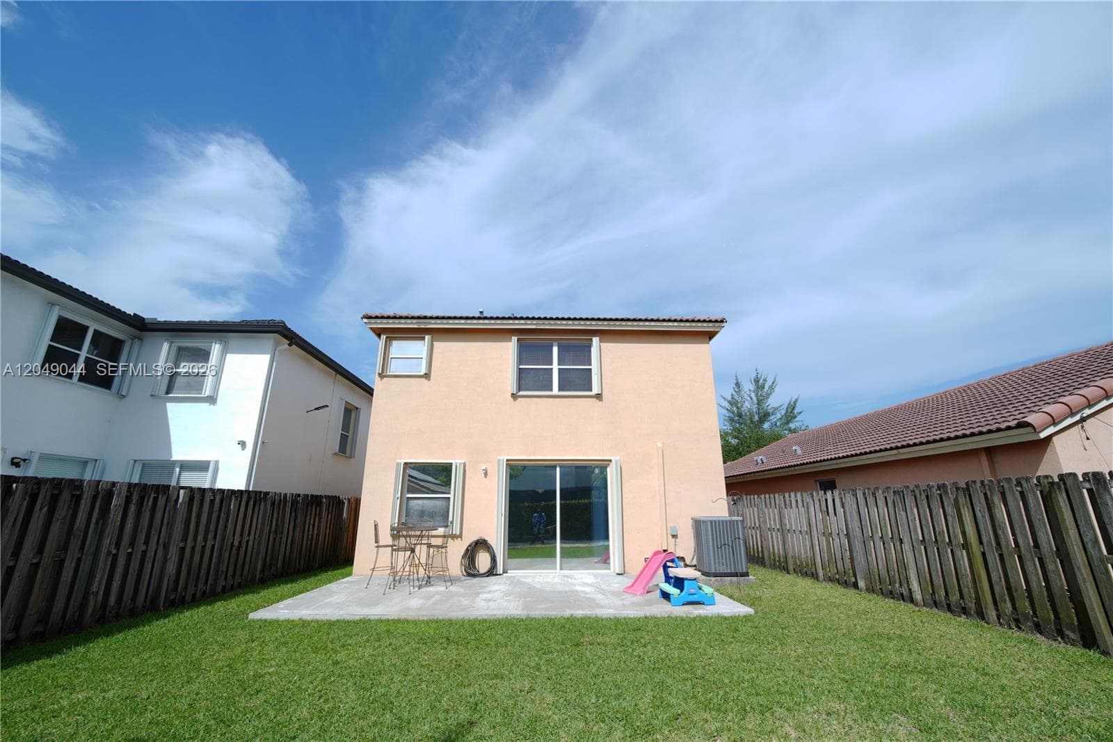 1430 SE 18th Pl photo 14