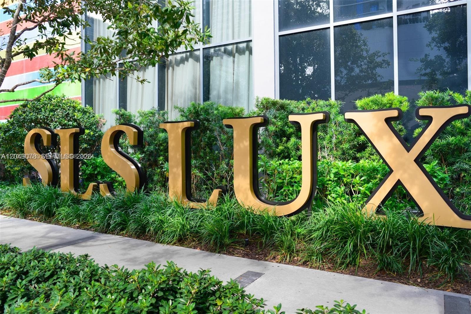SLS Lux · #1702 in Miami - Photo 2
