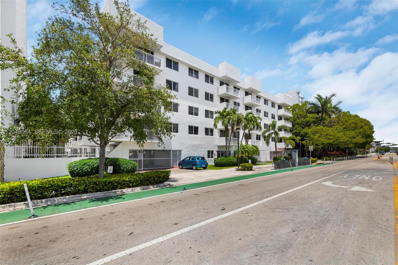 West Bay Gardens · #404 in Miami Beach - Photo 27