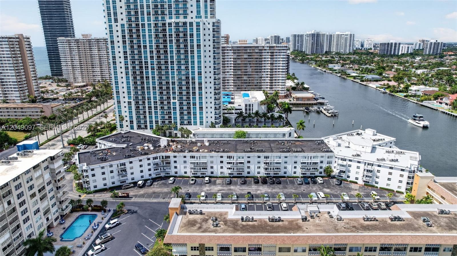 ¤CHELSEA BAYVIEW CONDO · #225 in Hallandale Beach - Photo 30