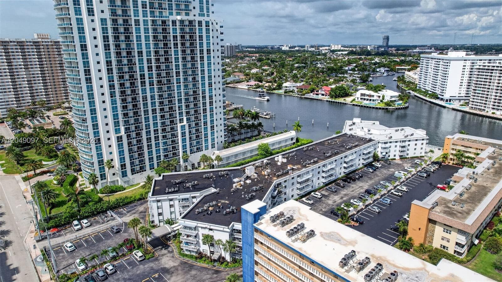 ¤CHELSEA BAYVIEW CONDO · #225 in Hallandale Beach - Photo 29