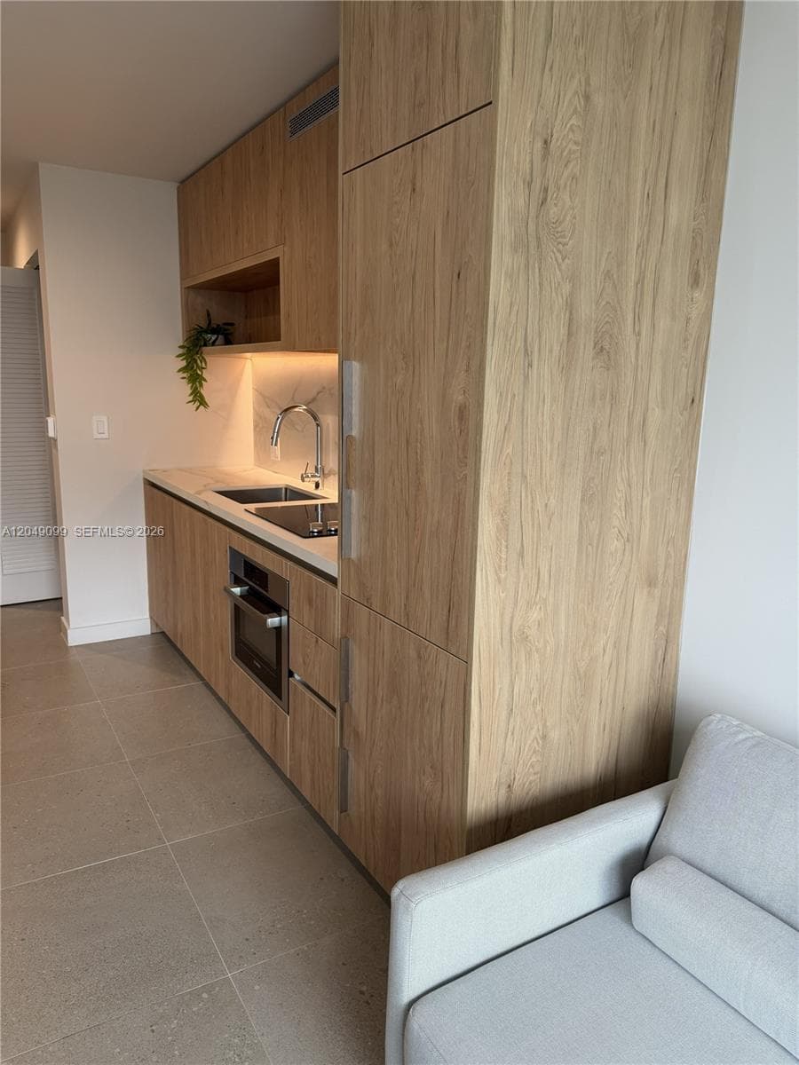 11 Ne 6th St · #515 in Miami - Photo 3