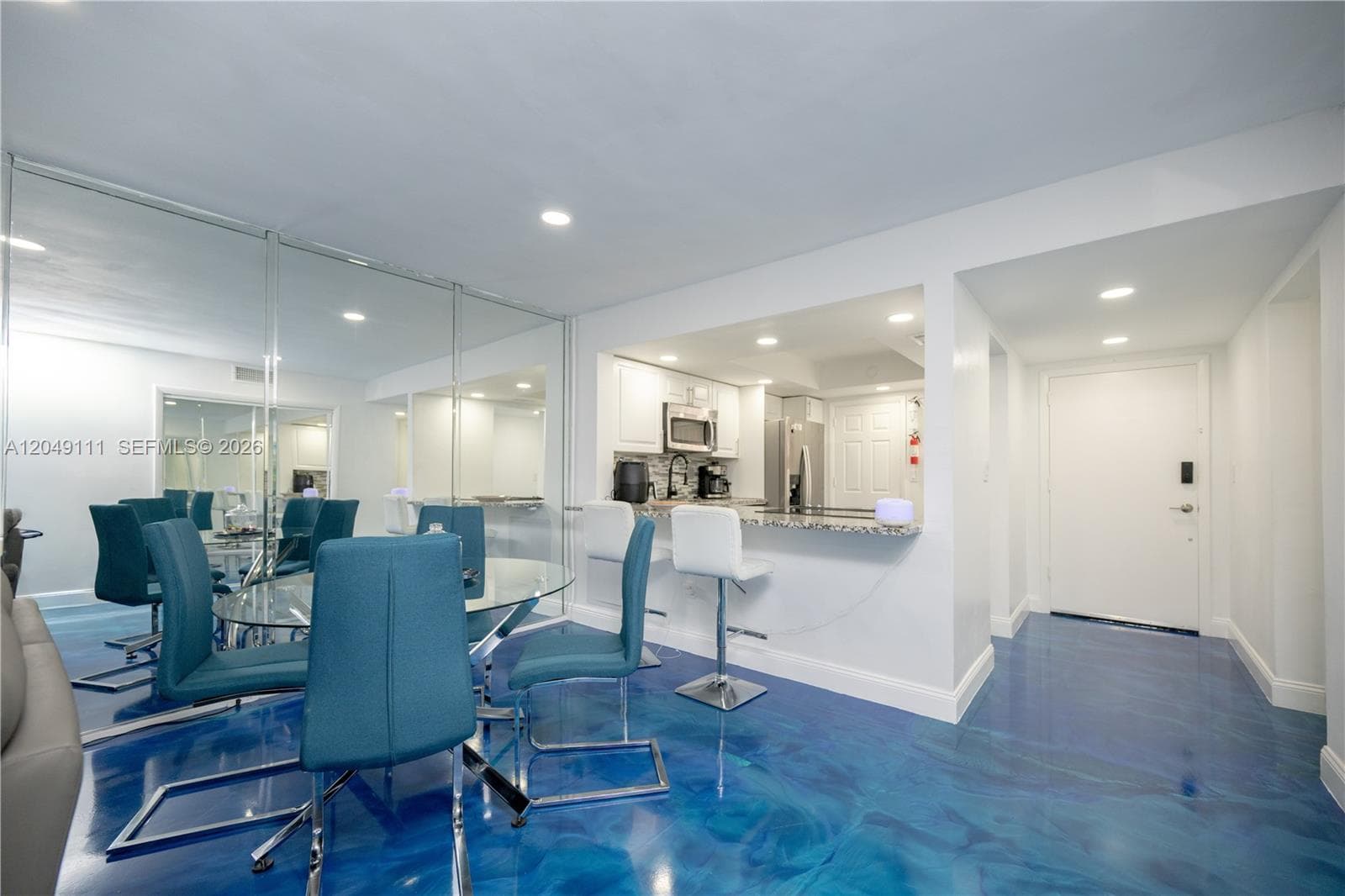SECOND MOORINGS CONDO · #225 in Miami - Photo 4