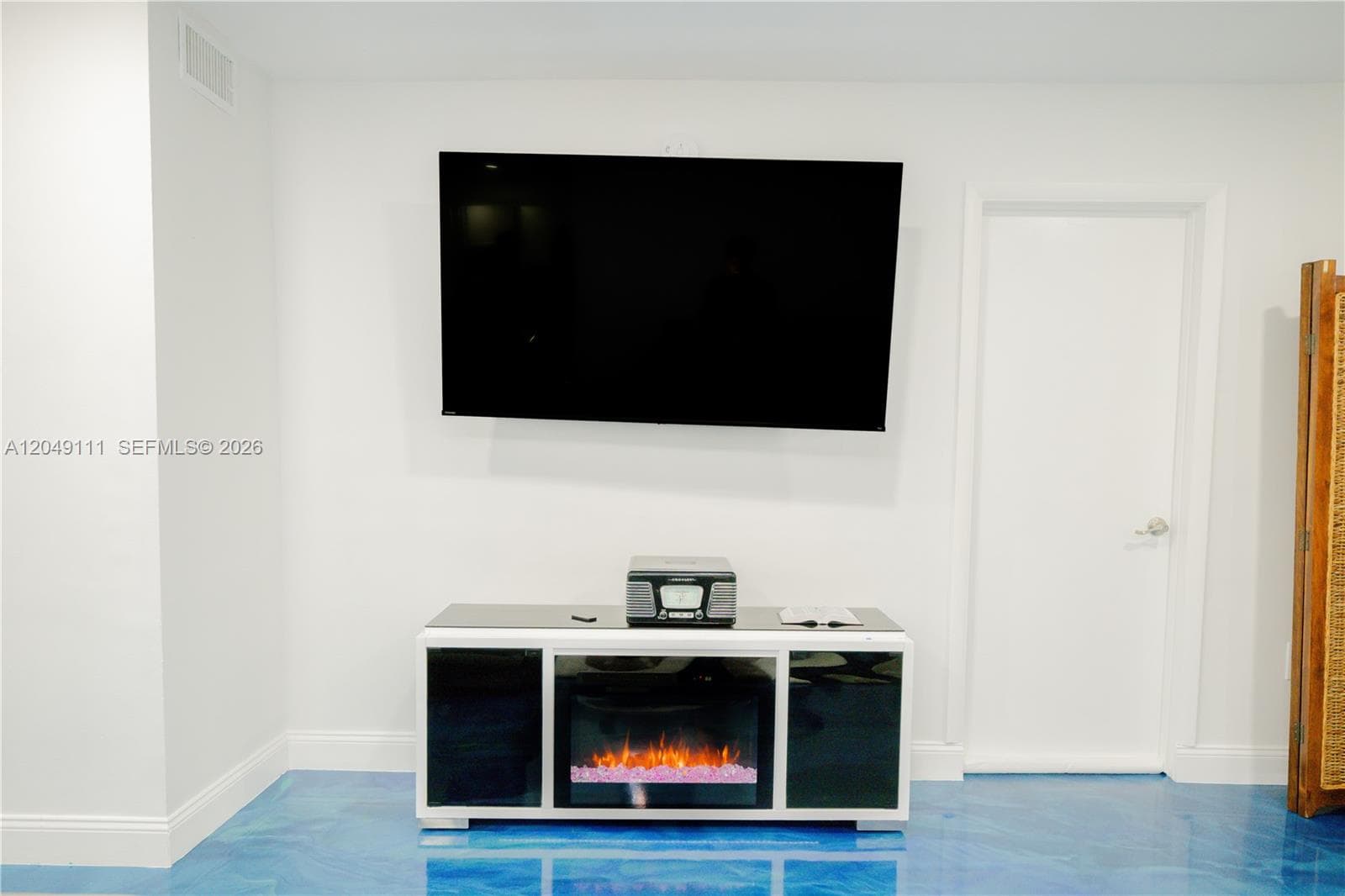 SECOND MOORINGS CONDO · #225 in Miami - Photo 8