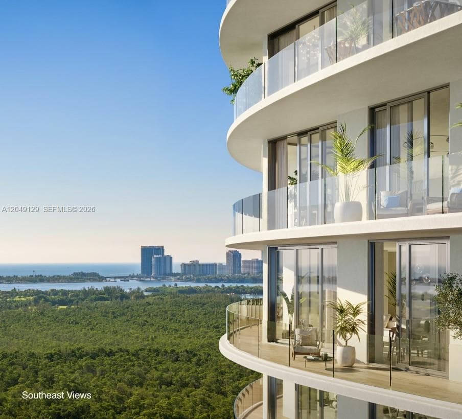 2411 Laguna Circle North · #1411 in Miami - Photo 38