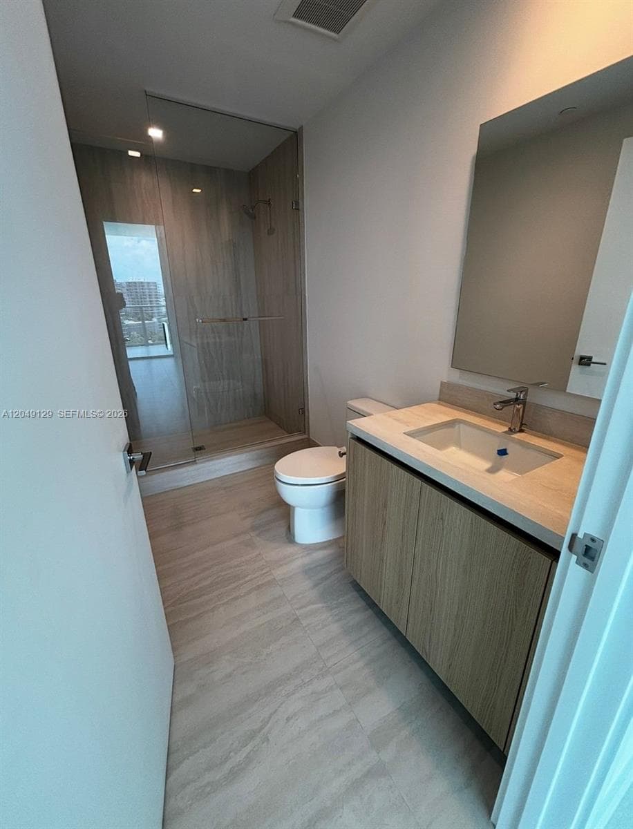 2411 Laguna Circle North · #1411 in Miami - Photo 41