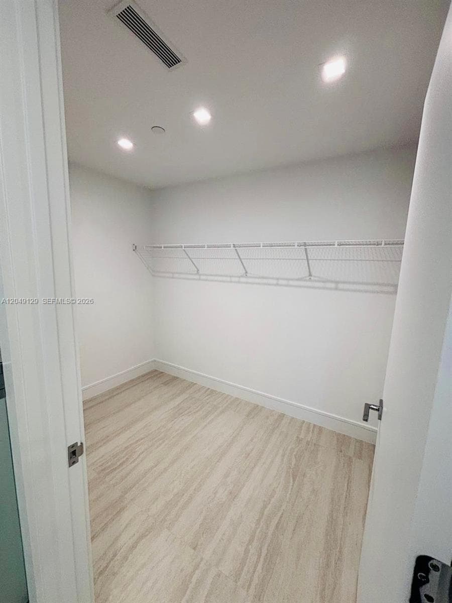 2411 Laguna Circle North · #1411 in Miami - Photo 19