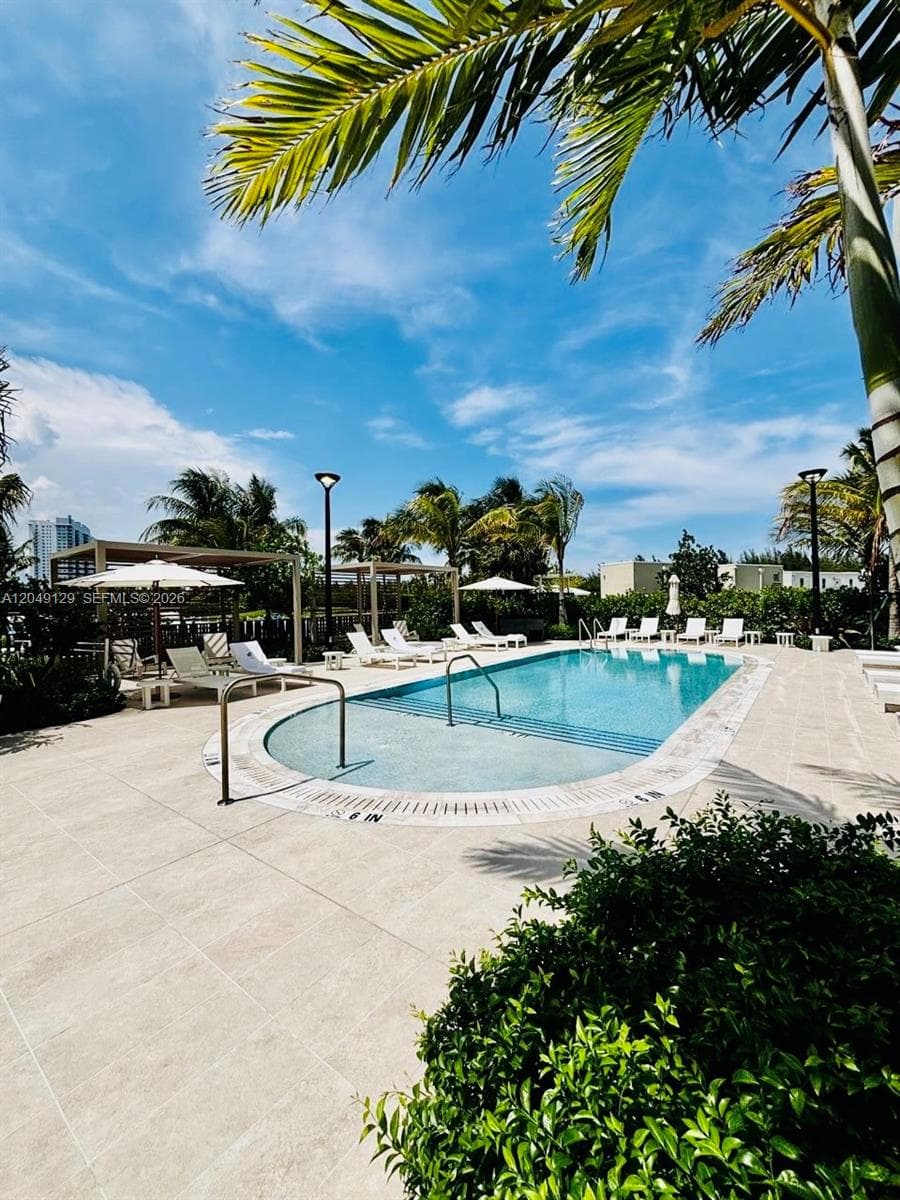 2411 Laguna Circle North · #1411 in Miami - Photo 8