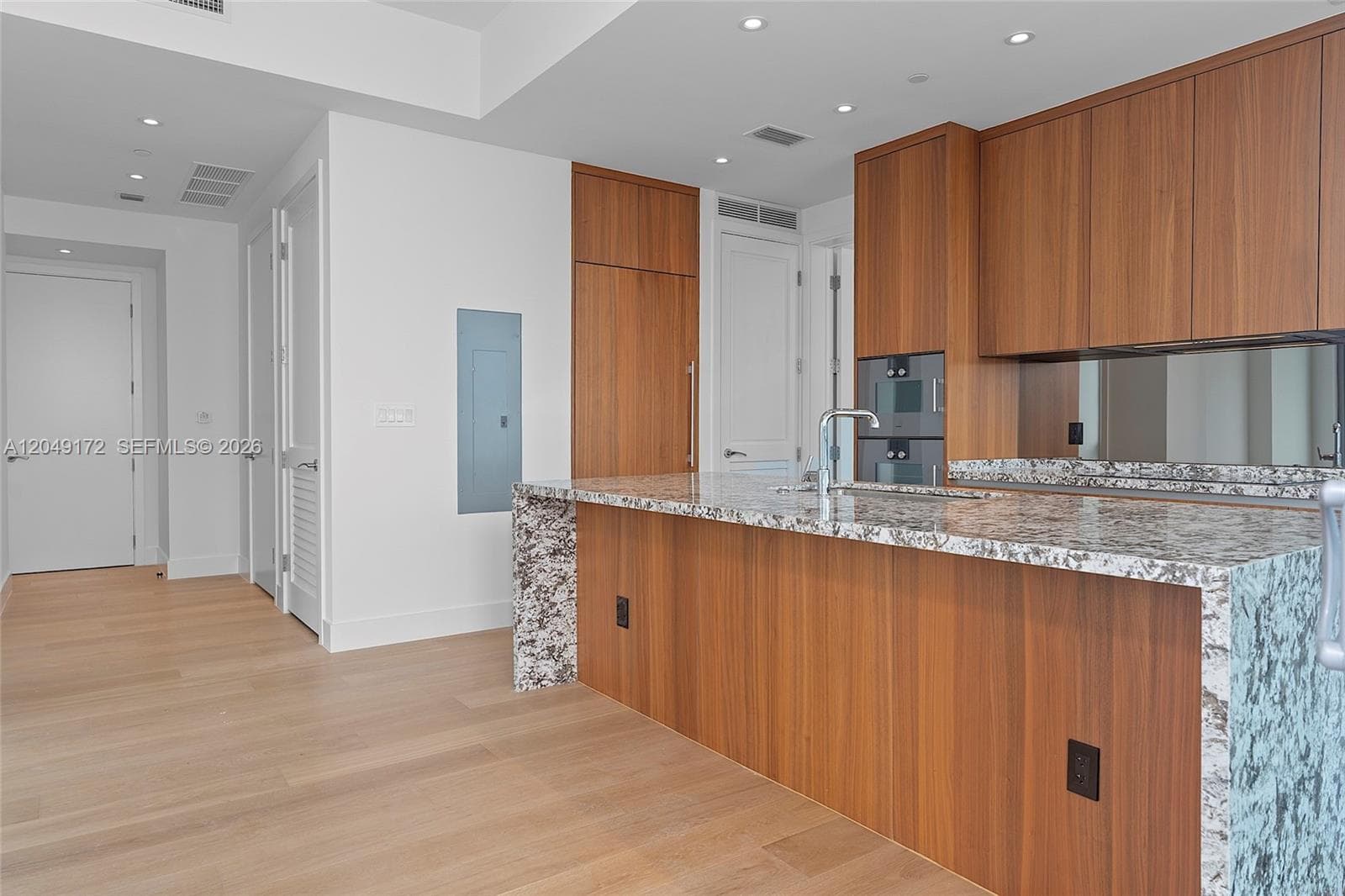 Una Residences · #1003 in Miami - Photo 8