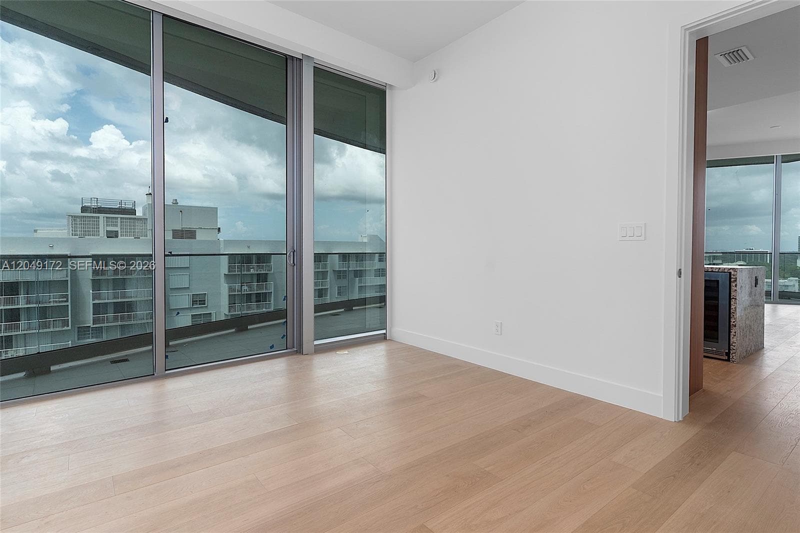 Una Residences · #1003 in Miami - Photo 25