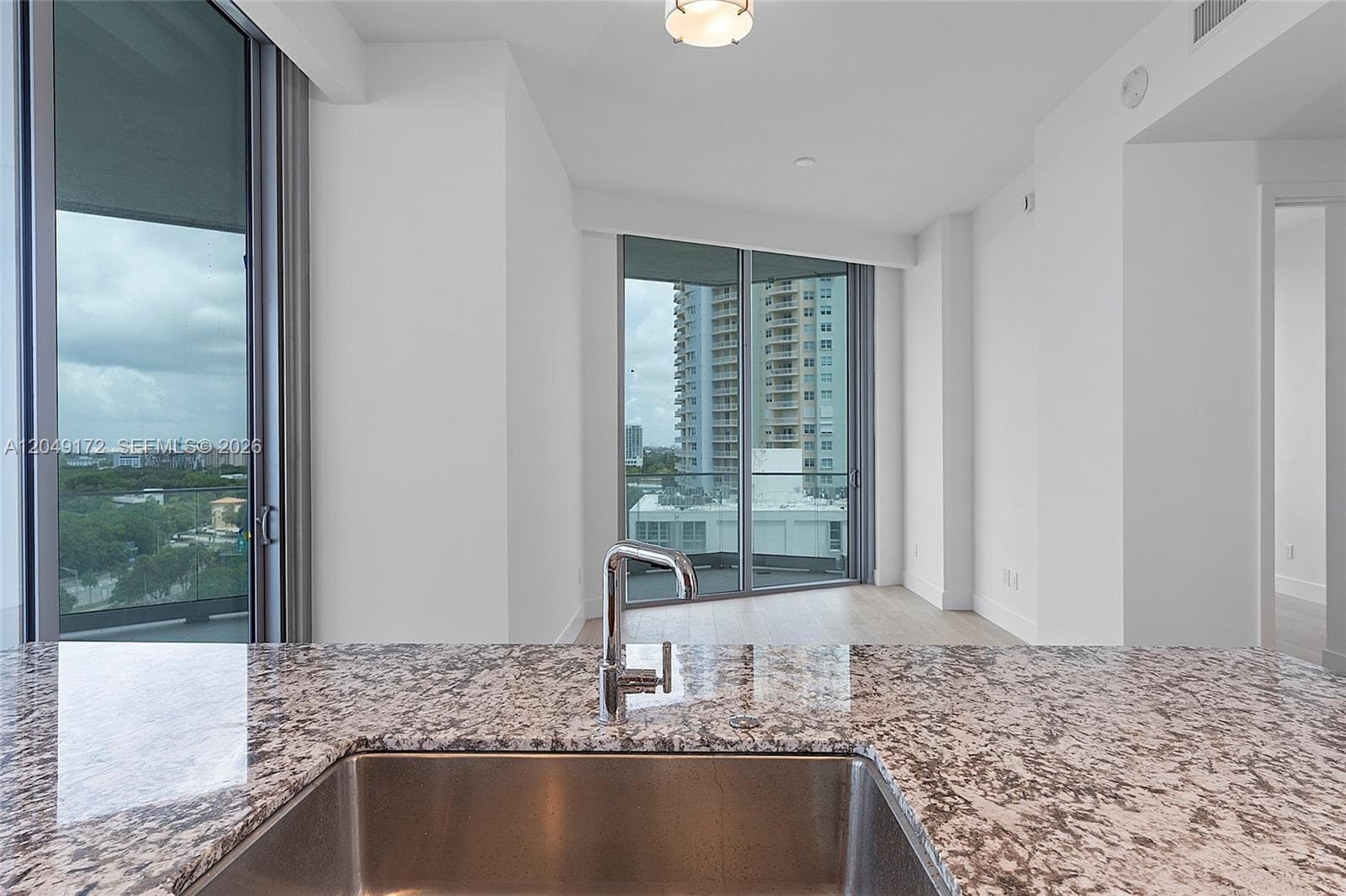 Una Residences · #1003 in Miami - Photo 21