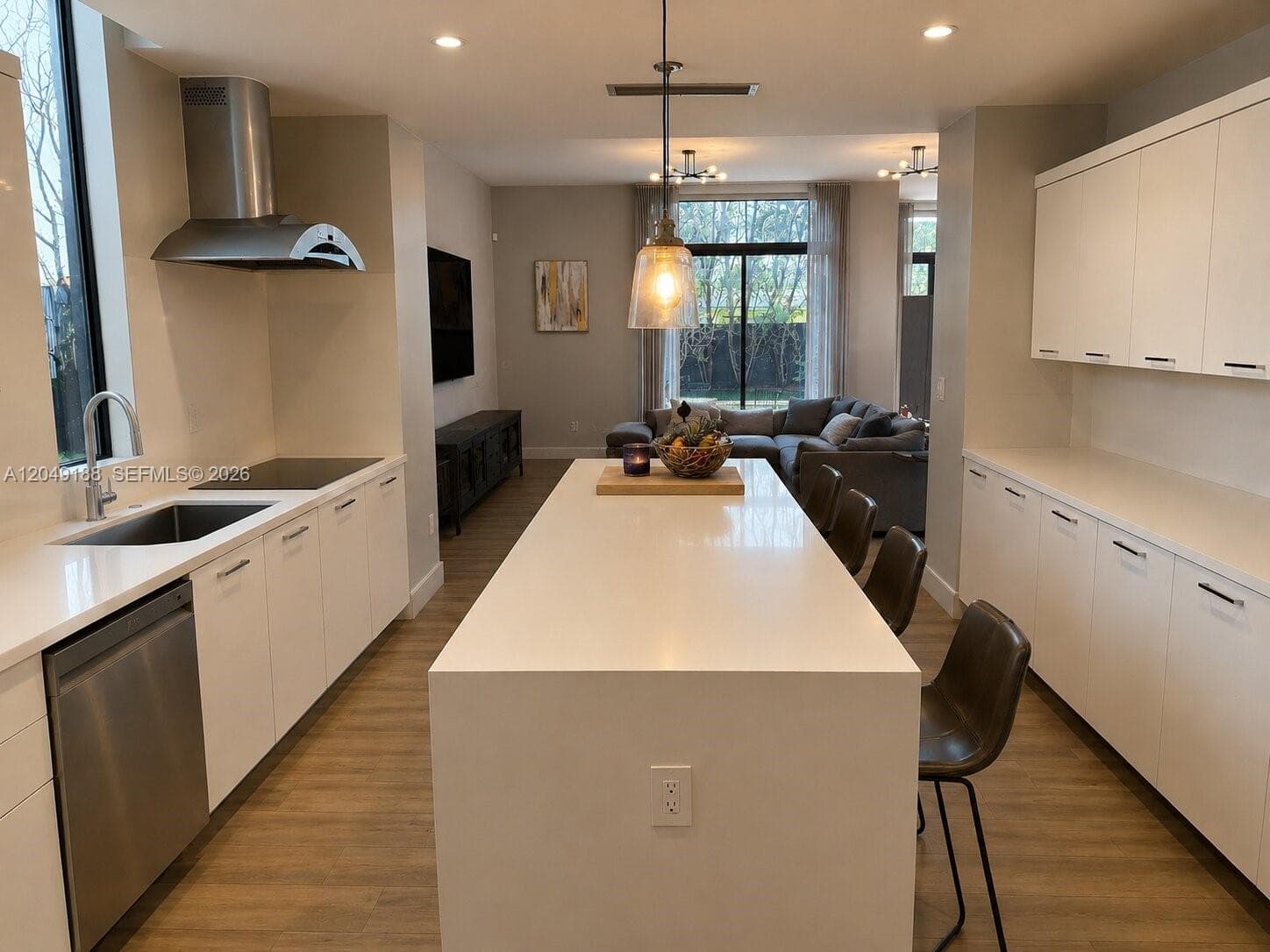 8631 Arboretum Ln photo 7