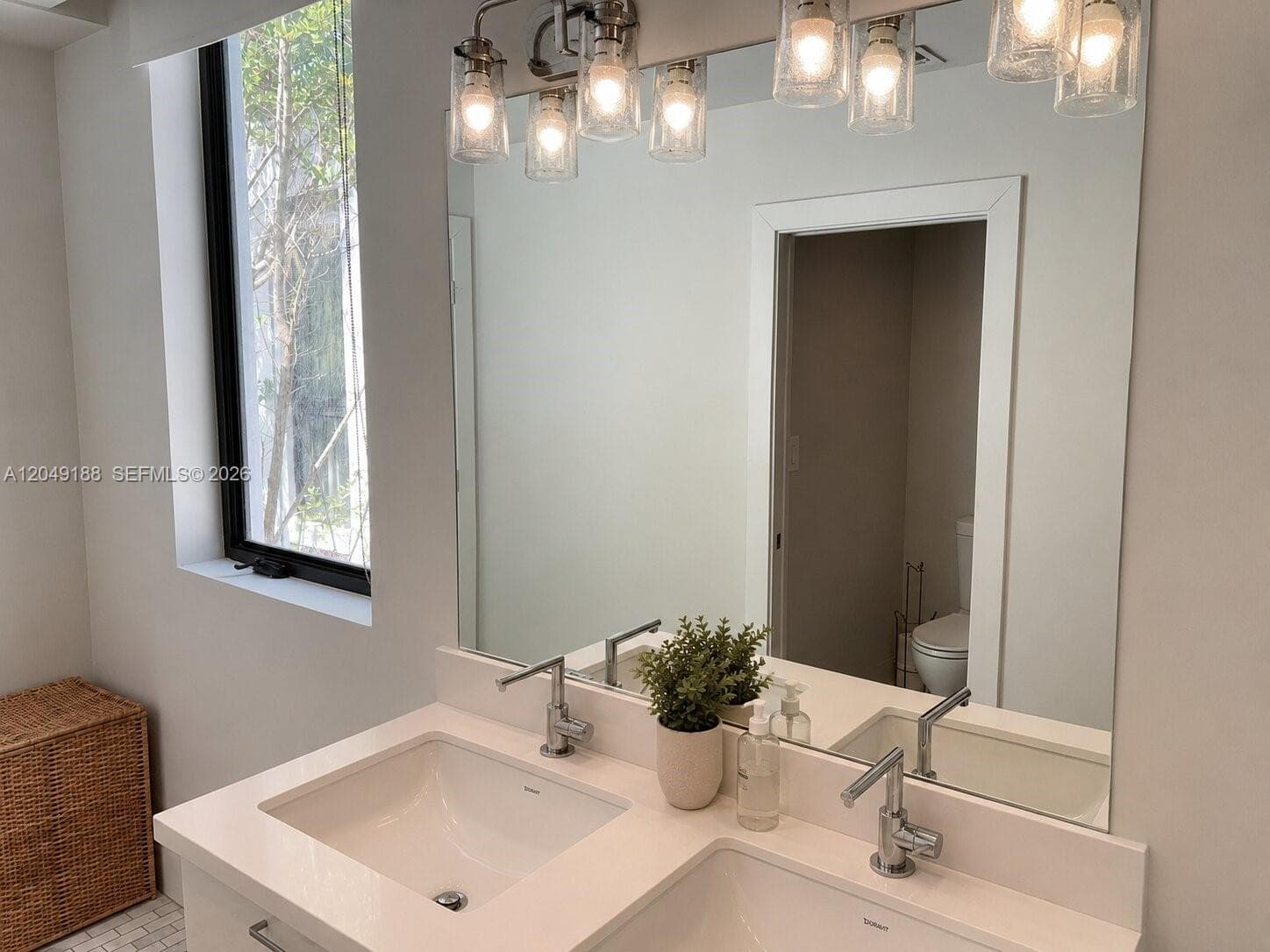 8631 Arboretum Ln photo 28
