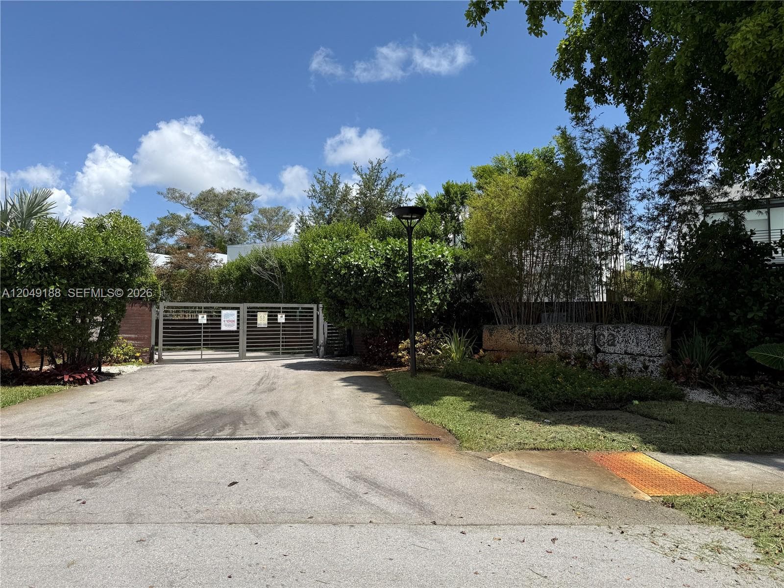8631 Arboretum Ln photo 45
