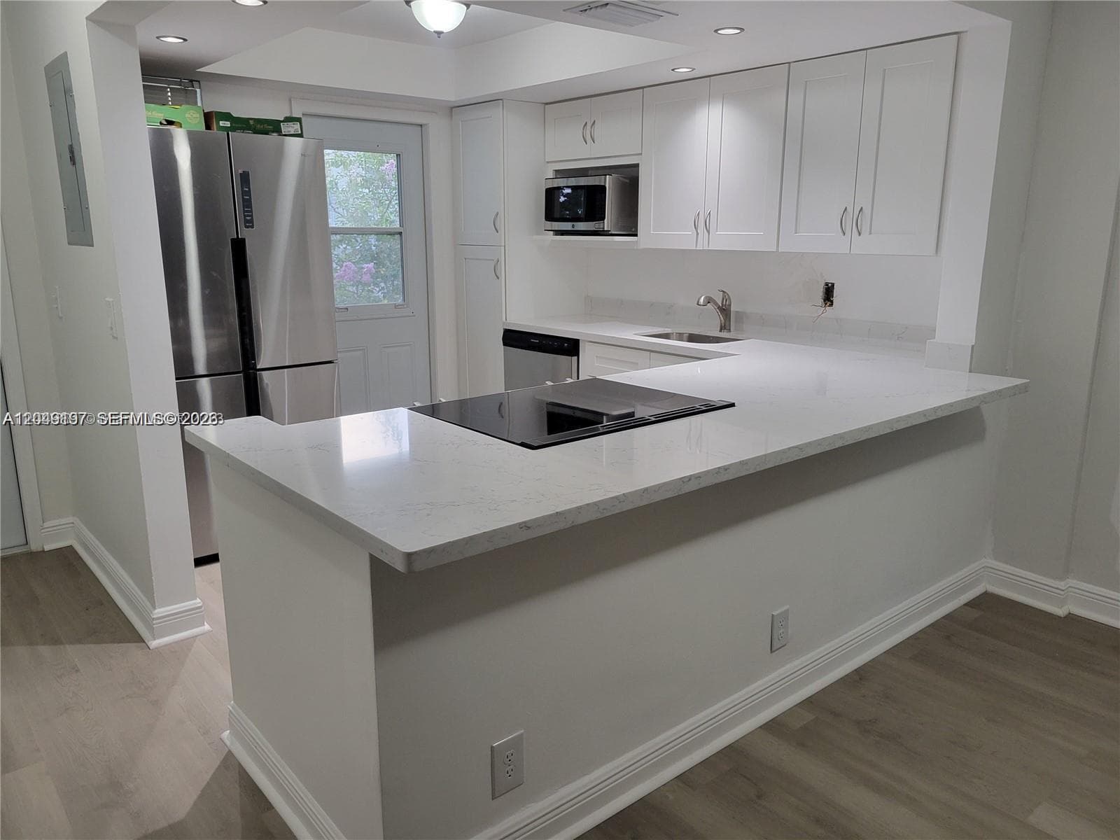 APRIL SONG CONDO · #329 in Hallandale Beach - Photo 3