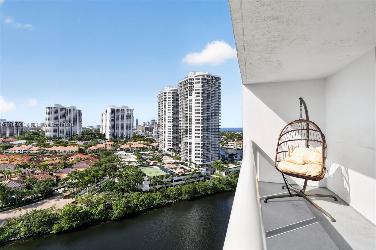 Waterview · #1739 in Aventura - Photo 7