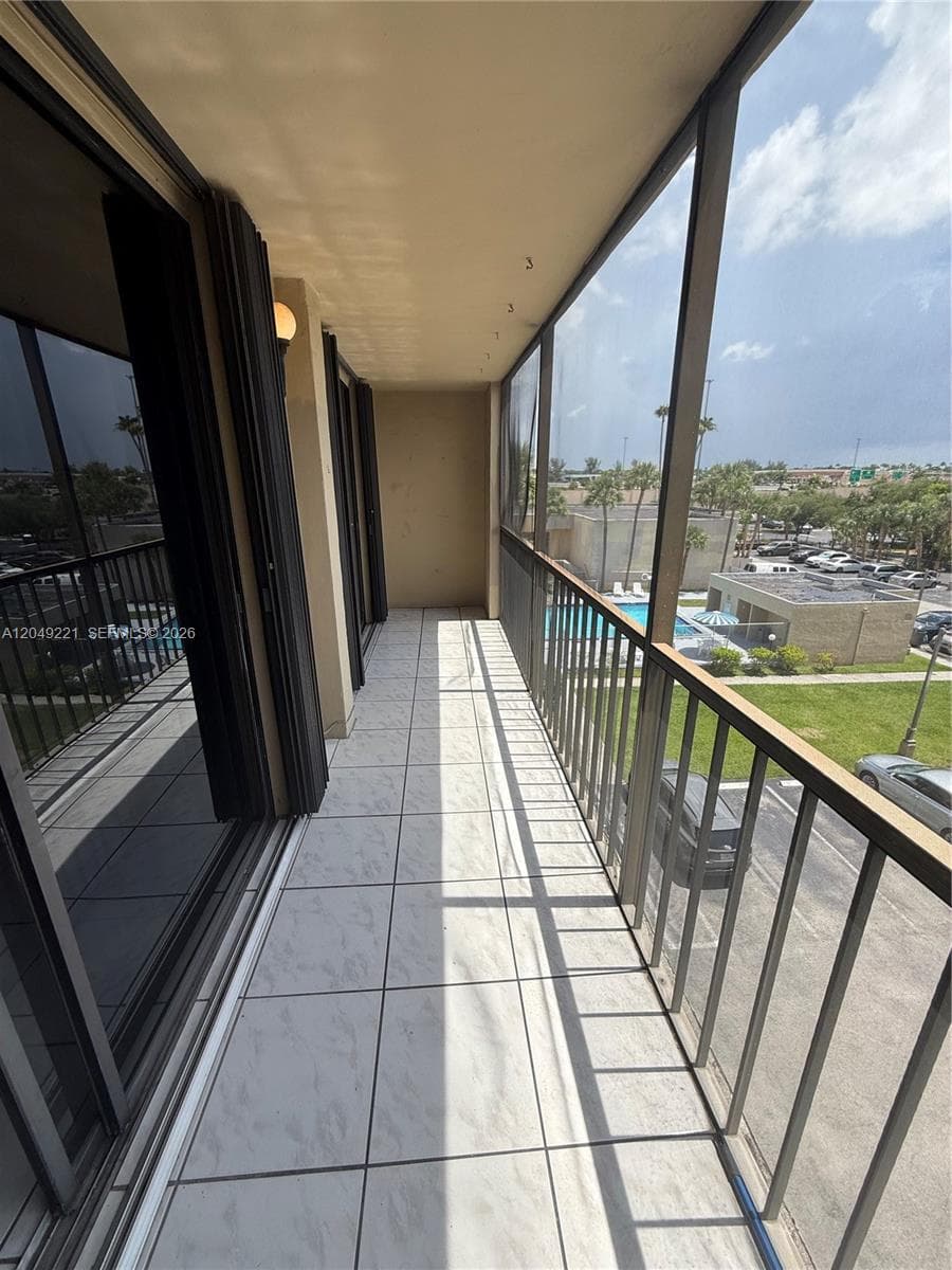 FOX CHASE CONDO #2 · #420 in Miami - Photo 23