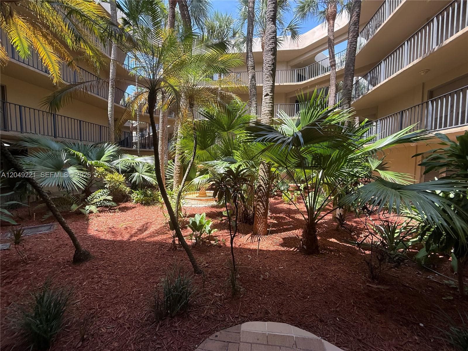 FOX CHASE CONDO #2 · #420 in Miami - Photo 1